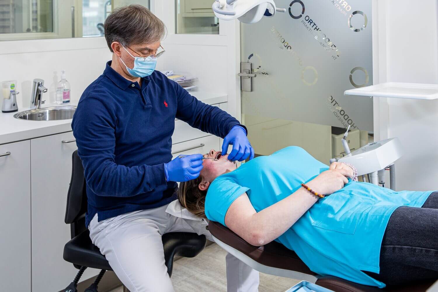 Orthodontie in Barendrecht voor volwassenen - Voordelen en mogelijkheden  - fotozee-9270